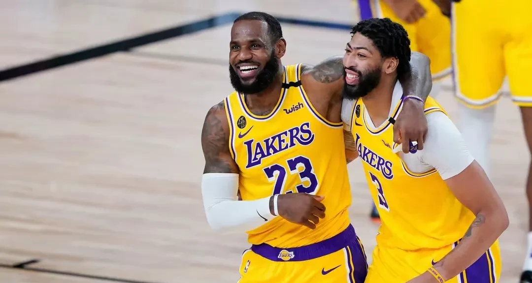 米乐-包含集结日迈阿密热火单刀错失浓眉哥与60激战澳大利亚队分钟，詹姆斯赛事官方发布状态火爆新规都惊呆了的词条