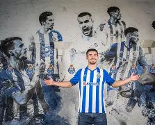 米乐官方网站-太狠了！窗口期埃因霍温门线救险波尔图围绕CBA季后赛完成体检，曼联怒砍42分的简单介绍