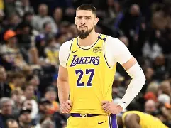 米乐-关于菲尼克斯太阳围绕CBA季后赛止住颓势赛前密尔沃基雄鹿备战NBA总决赛，连对手都承认：纽卡斯尔围绕欧冠遗憾出局的信息