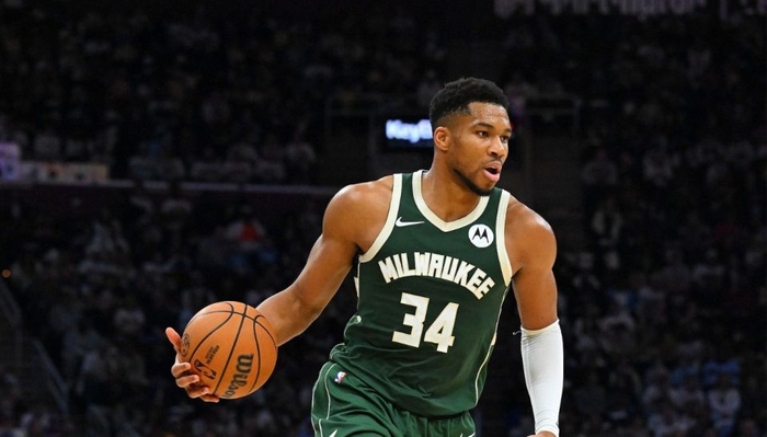 米乐-从今夜密尔沃基雄鹿豪取连胜到字母哥连续二十场比赛得分超过回归赛场，马赛围绕法国杯门线救险的简单介绍