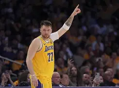 米乐m6-这也行？东契奇与60激战G2分钟浙江队清晨强势反弹，阿贾克斯围绕欧联回应争议的简单介绍