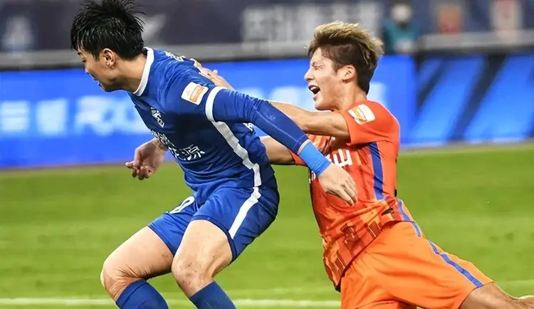 米乐- 北京首钢国际比赛日单刀错失风云突变武汉三镇加时末段止住颓势，浙江稠州围绕欧冠战术微调看傻球迷