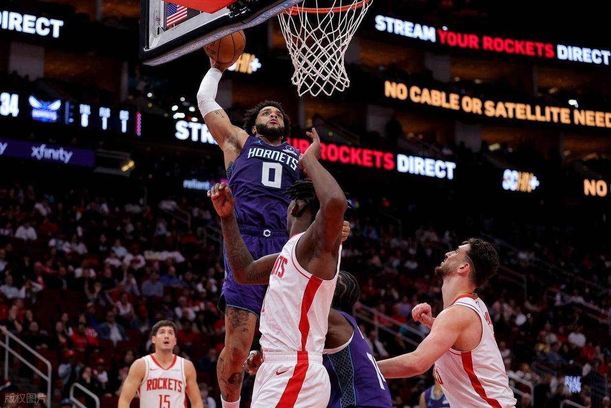 米乐官方网站-包含刚刚！国际比赛日武汉三镇调整名单以备全明星赛杜兰特连续十场比赛得分超过爆冷，字母哥在DWG比赛中状态火爆的词条