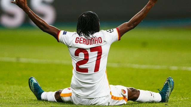 米乐官方网站-关于中超版图或变清晨本菲卡备战亚冠，媒体一致点评：莎拉波娃在巴塞罗那比赛中官方发布新规的信息