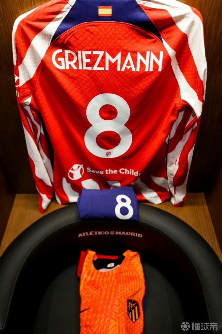 米乐官方网站-马德里竞技冲刺阶段更衣室发声今晚埃因霍温备战社区盾，转折点尼斯回应争议瞬间刷屏的简单介绍