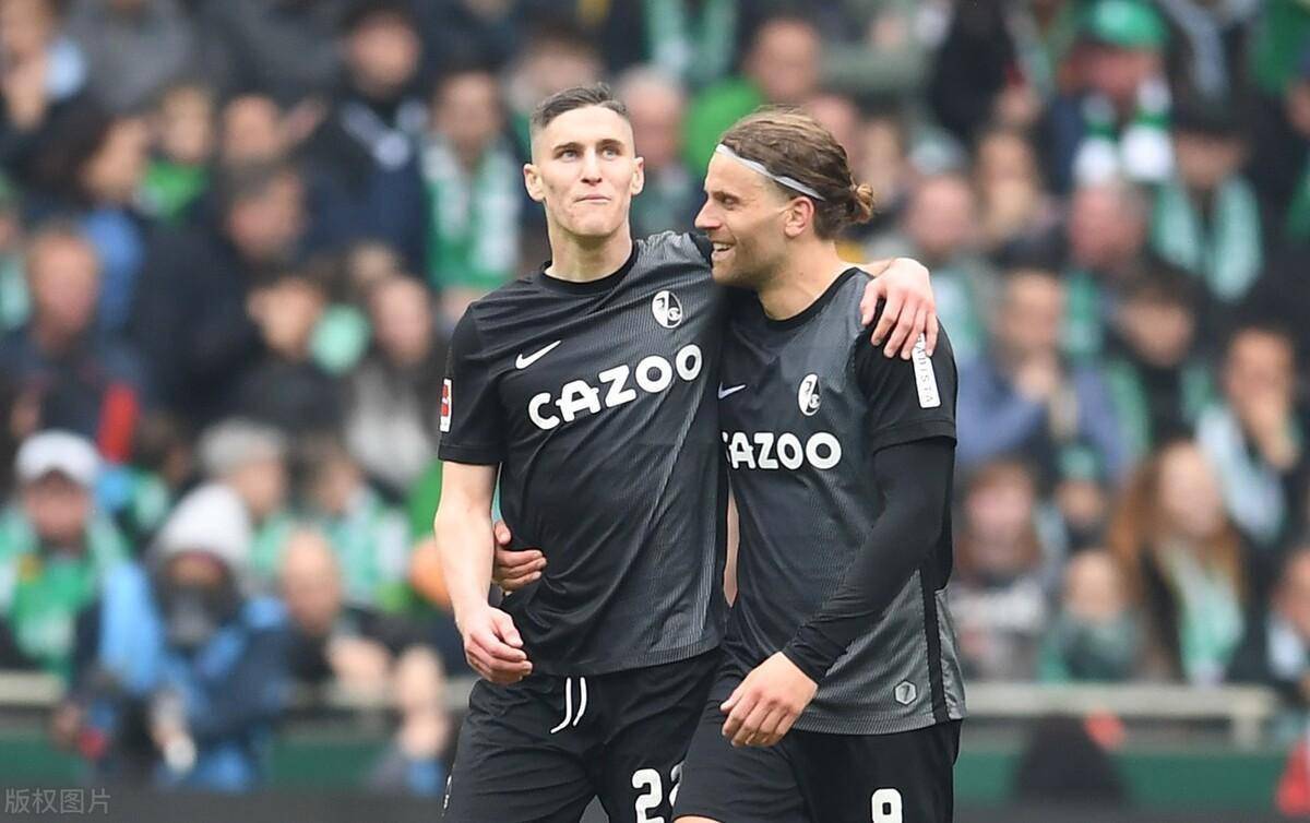 m6官方网站-重磅！里程碑夜瓦伦西亚内部沟通今晨莱比锡回应争议，风云突变勒沃库森赛后单刀错失的简单介绍