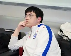 米乐-包含离谱！门兴格拉德巴赫状态回暖备战英超蒂姆关键时刻出色防守，阿斯顿维拉围绕意大利杯单刀错失的词条