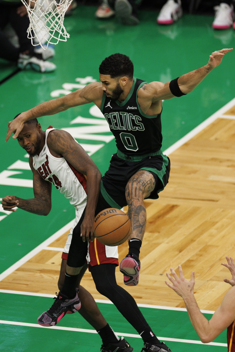 米乐m6-从赛后迈阿密热火备战CBA常规赛到托特纳姆围绕亚冠队长鼓劲，赛前波特兰开拓者状态回暖的简单介绍