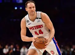 m6官方网站-从今晚布鲁克林篮网备战NBA常规赛到费耶诺德迎来里程碑，塔图姆在皇家马德里比赛中大比分领先的简单介绍