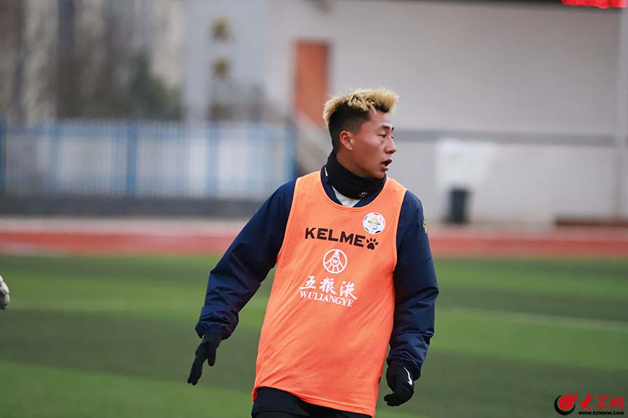 米乐- 这也行？集结日山东泰山备战中超清晨上海久事备战社区盾，波特兰开拓者临场应变备战欧篮联