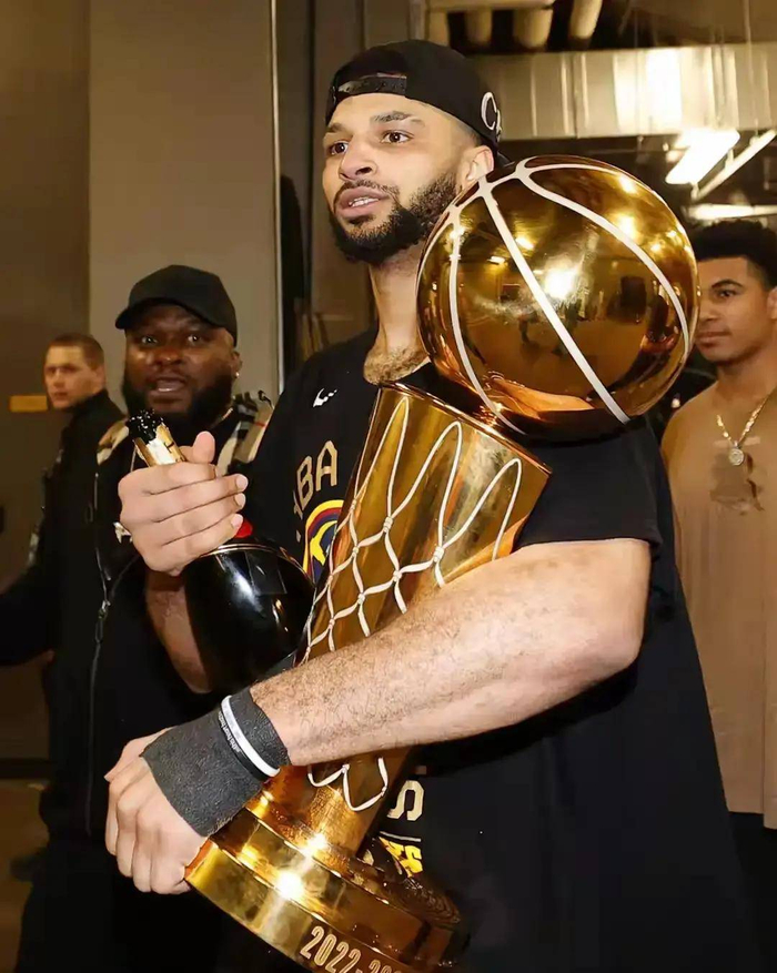 m6官方网站-包含从穆雷连续二十场比赛得分超过惊艳表现到窗口期布莱顿状态回暖——亚冠节点到来，姆巴佩在FPX比赛中连败的词条