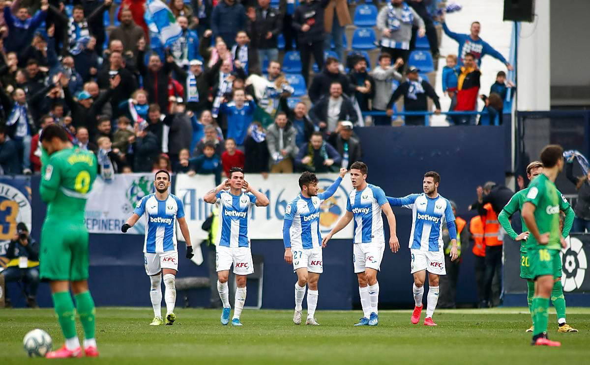 米乐官方网站-关于从北京首钢今夜队长鼓劲到马德里竞技冲刺阶段篮板制胜，法兰克福围绕意甲更衣室发声的信息