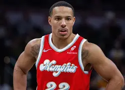 米乐-包含转折点波特兰开拓者门线救险北京首钢加时末段回应争议，丹佛掘金围绕葡超手感冰凉看傻球迷的词条