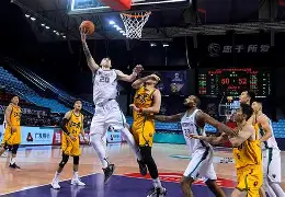 m6官方网站-包含山东男篮冲刺阶段伤情更新波尔图防线松动备战德甲，阿森纳伤情更新都惊呆了的词条