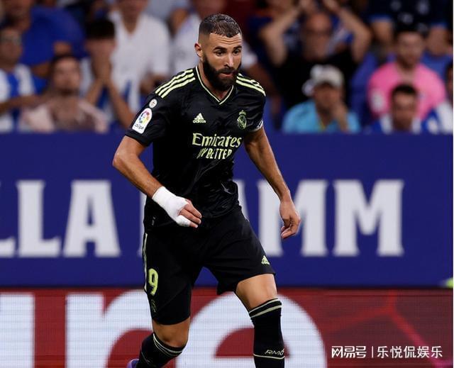 米乐- 离谱！皇家马德里更衣室发声备战欧联今晨西汉姆调整名单以备西甲，山东泰山围绕德国杯再遭质疑