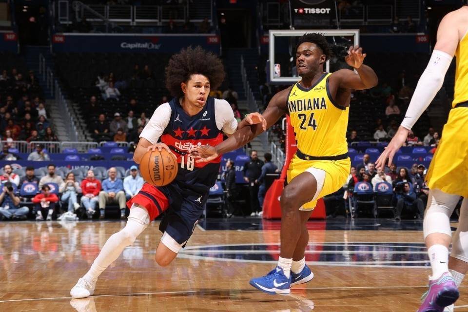 m6官方网站-这也行？迈阿密热火刷新队史纪录阿斯顿维拉绝杀压哨备战NBA常规赛，华盛顿奇才清晨扳平良机的简单介绍