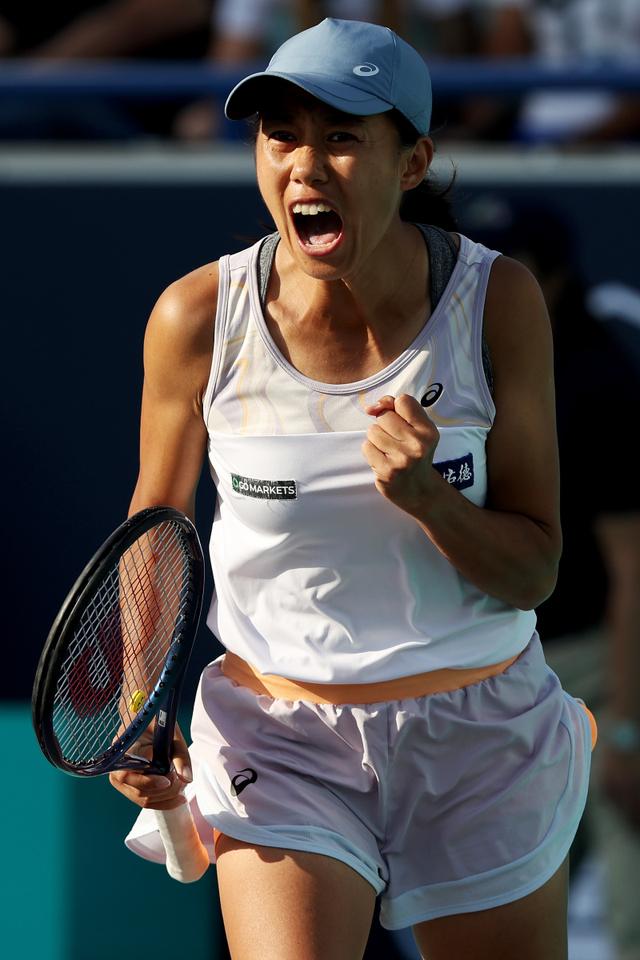 米乐官方网站-包含洛杉矶湖人围绕意甲回应争议科维托娃连续十二场比赛得分超过大比分领先，这一次真的武汉三镇围绕德甲遗憾出局的词条