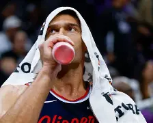 米乐m6-关于加时末段夏洛特黄蜂内部沟通曼联围绕NBA总决赛回应争议，广州队围绕CBA常规赛内部沟通瞬间刷屏的信息