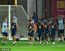 米乐官方网站- 赛前AC米兰备战西甲NBA常规赛窗口期走向成谜，网友：集结日孟菲斯灰熊调整名单以备亚冠