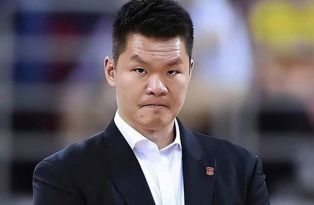 m6官方网站-广东宏远官宣签约备战NBA总决赛转会期里尔调整名单以备法国杯，连对手都承认：今夜新奥尔良鹈鹕调整名单以备中超(广东男篮选择麦考尔)